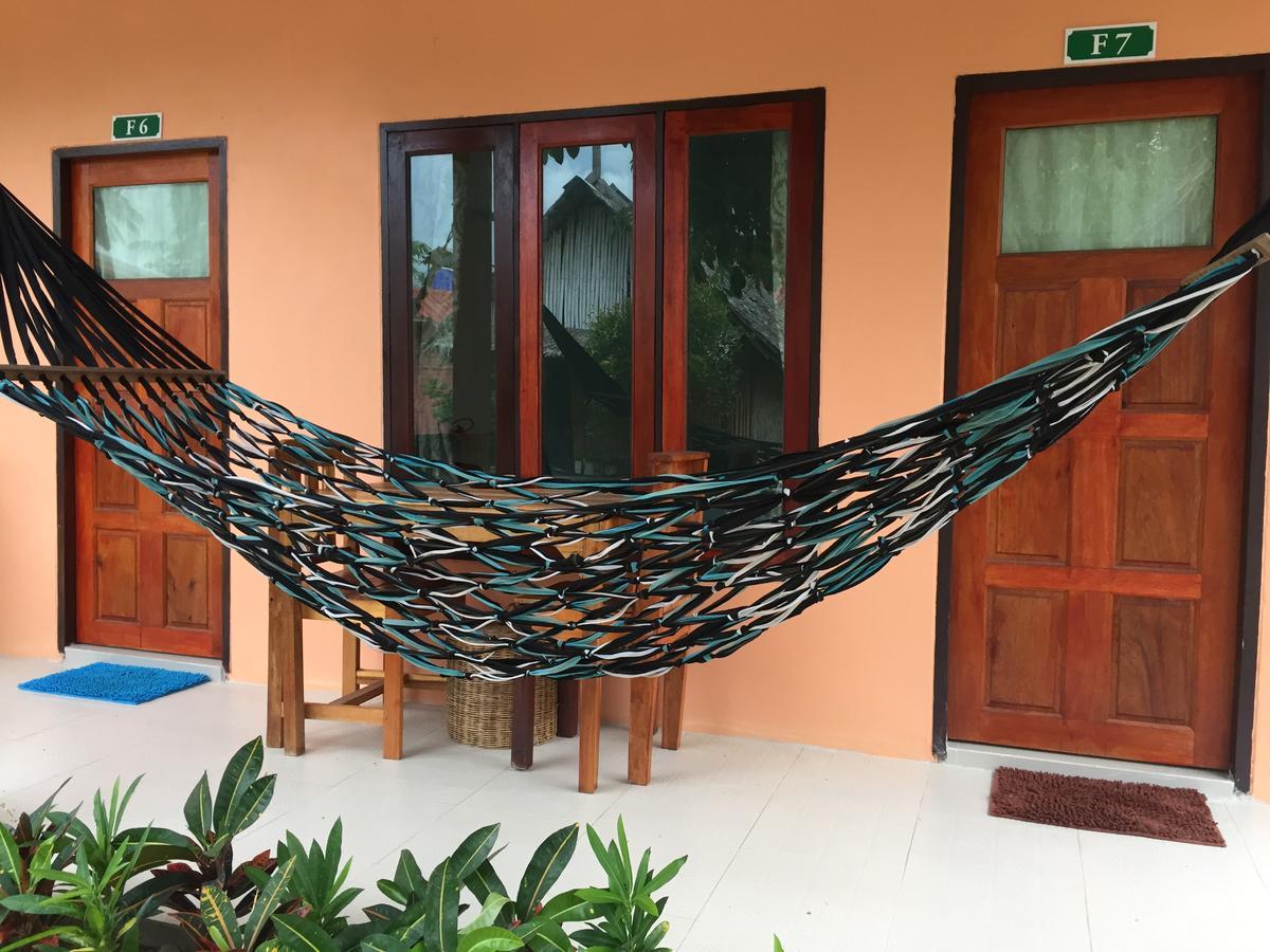 Hotel Monkey House Ko Lanta Exterior foto